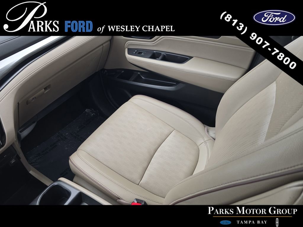 Used 2022 Honda Odyssey Elite image 14