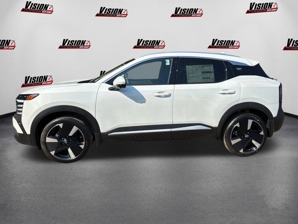 New 2025 Nissan Kicks SR image 8