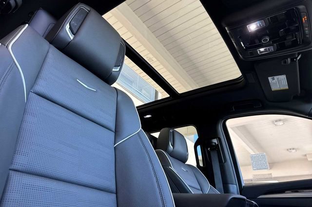 New 2026 Cadillac Escalade ESV Sport AWD/4WD image 19