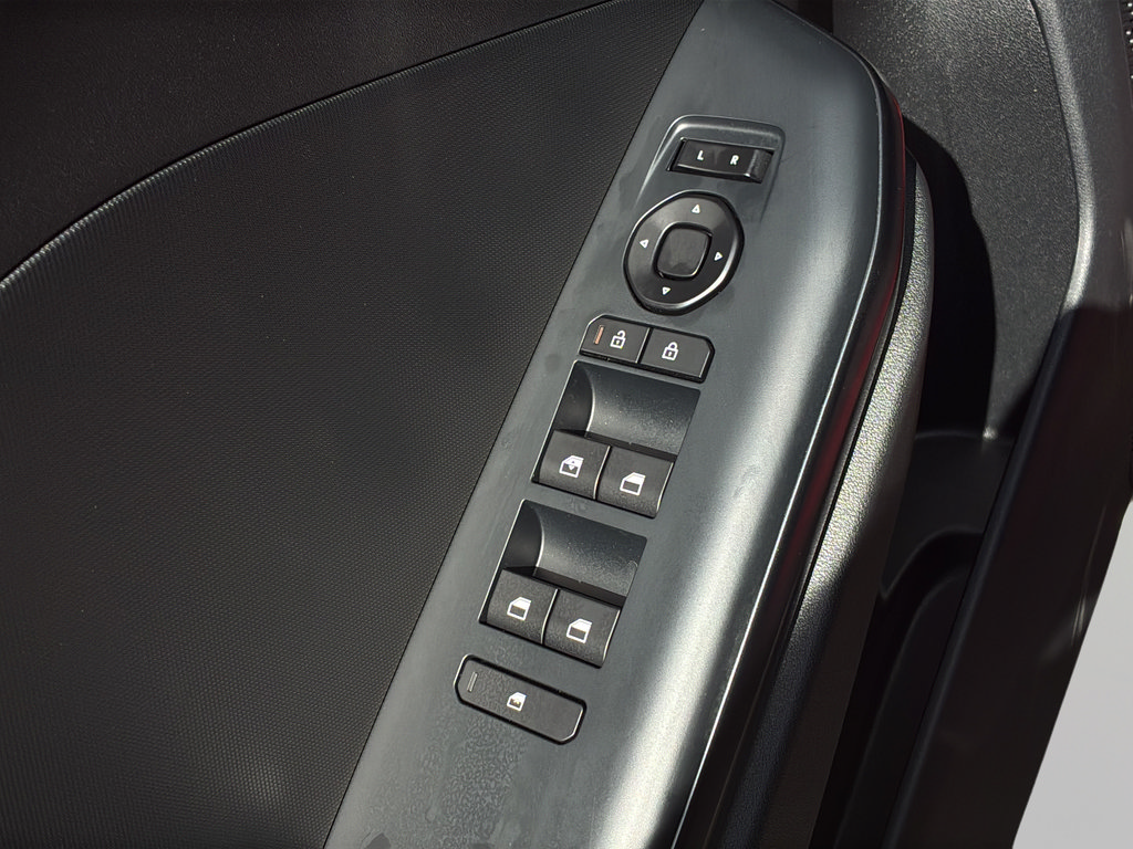New 2026 Kia K4 FWD image 12