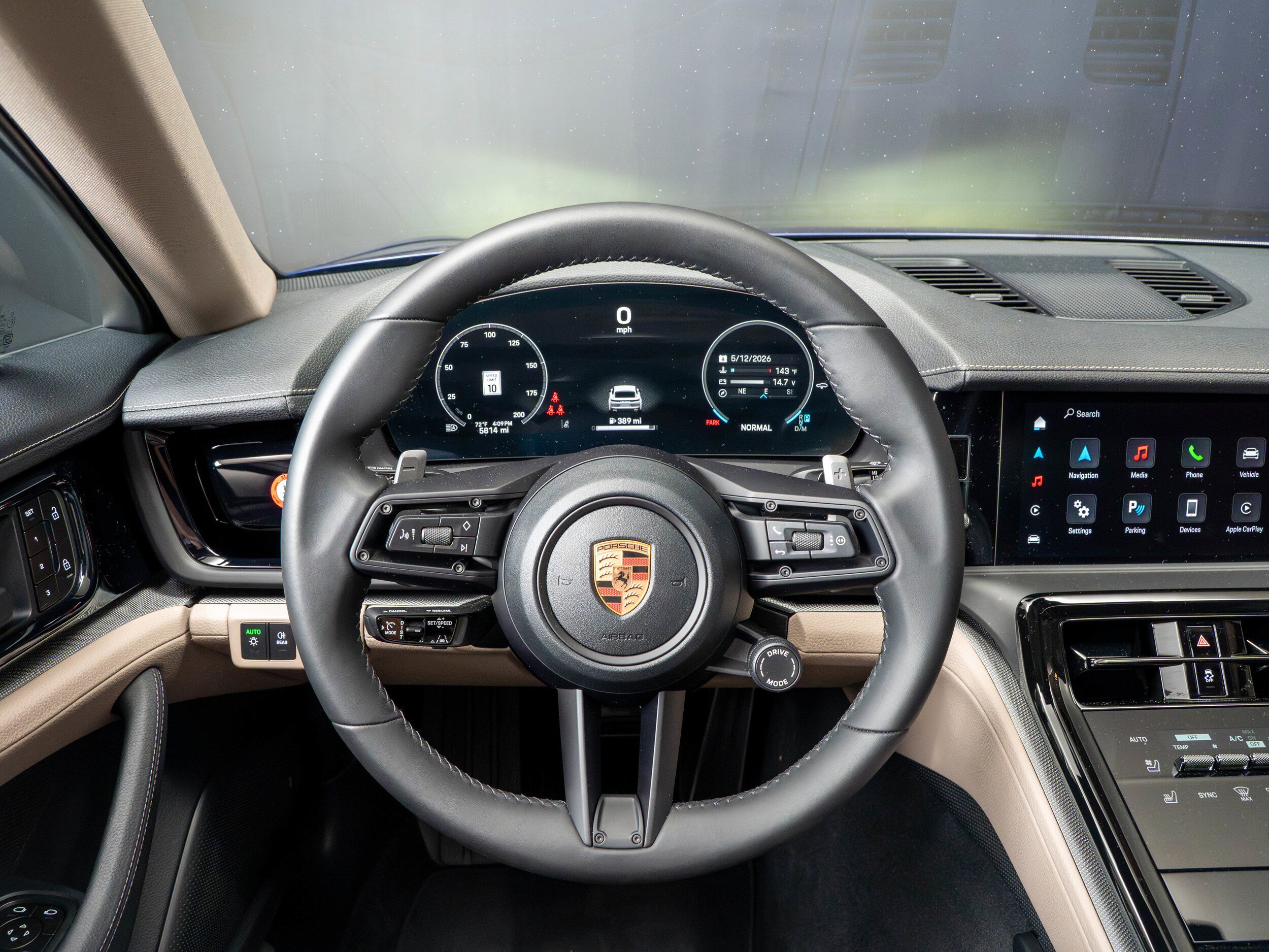 Certified 2024 Porsche Panamera 4 AWD/4WD image 24