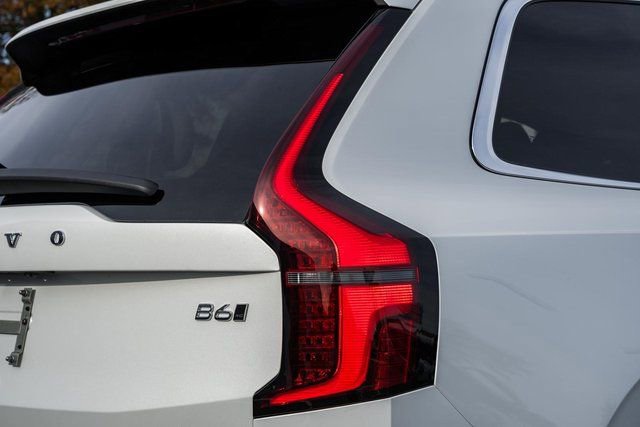 New 2026 Volvo XC90 B6 Ultra w/ Protection Package Premier image 7