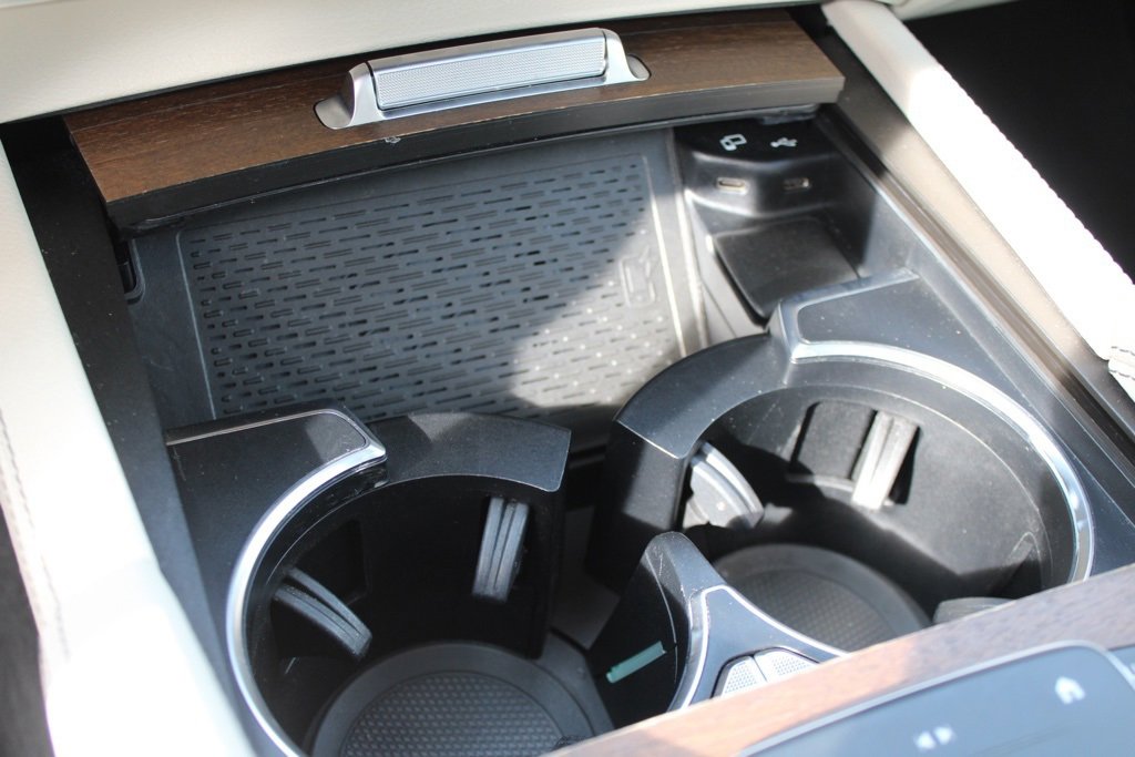 Used 2022 Mercedes-Benz GLE 450 4MATIC w/ AMG Line Exterior image 26