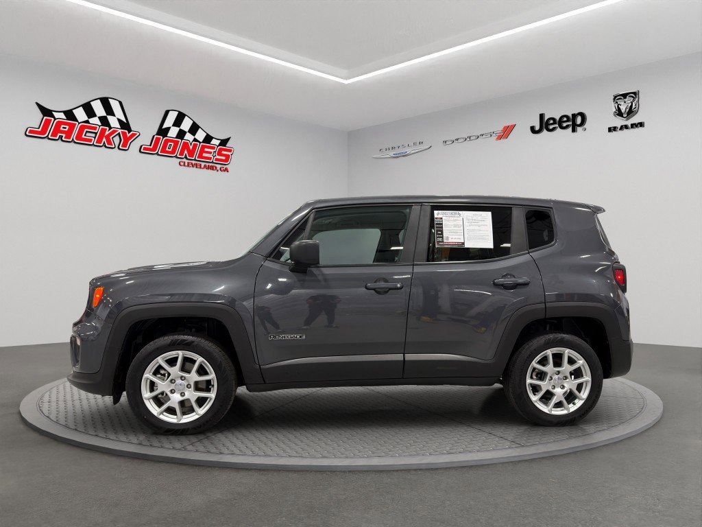 Used 2023 Jeep Renegade Latitude image 19