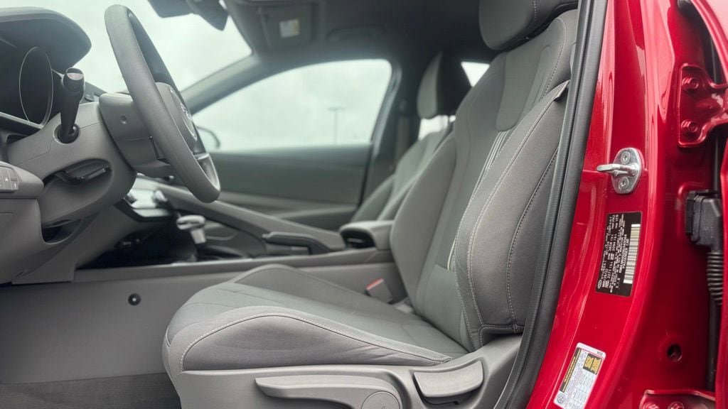 Used 2022 Hyundai Elantra SEL FWD image 22