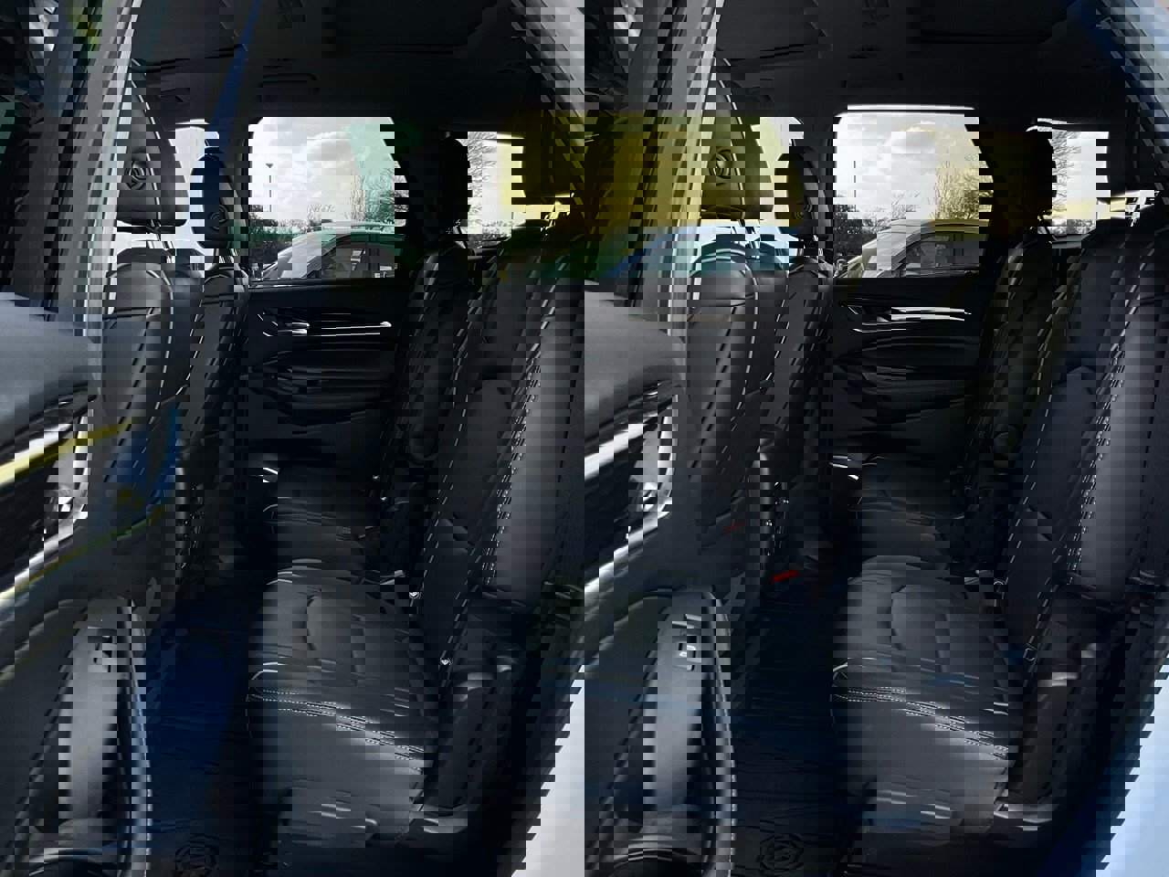 Used 2019 Buick Enclave Avenir w/ Avenir Technology Package image 12