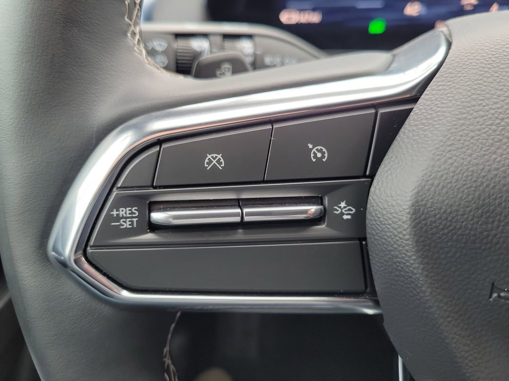 Used 2026 Chevrolet Equinox EV LT image 5