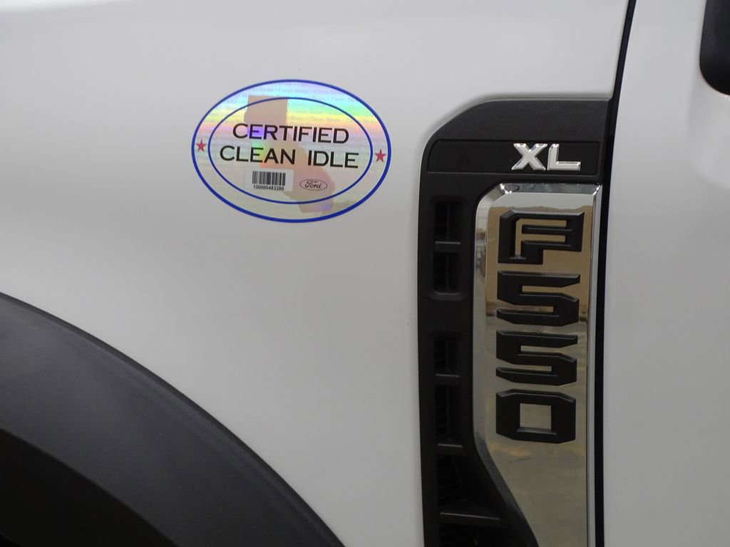 Used 2023 Ford F550 4x4 Regular Cab Super Duty image 28