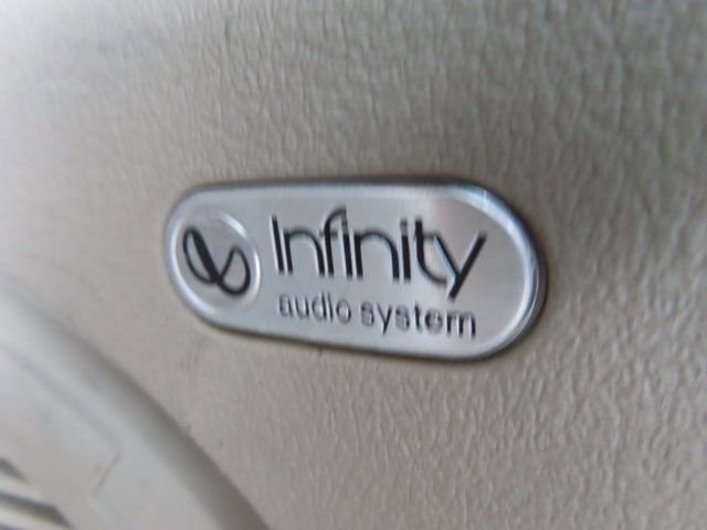 Used 2008 Jeep Liberty Limited w/ Premium Sound Group AWD/4WD image 11