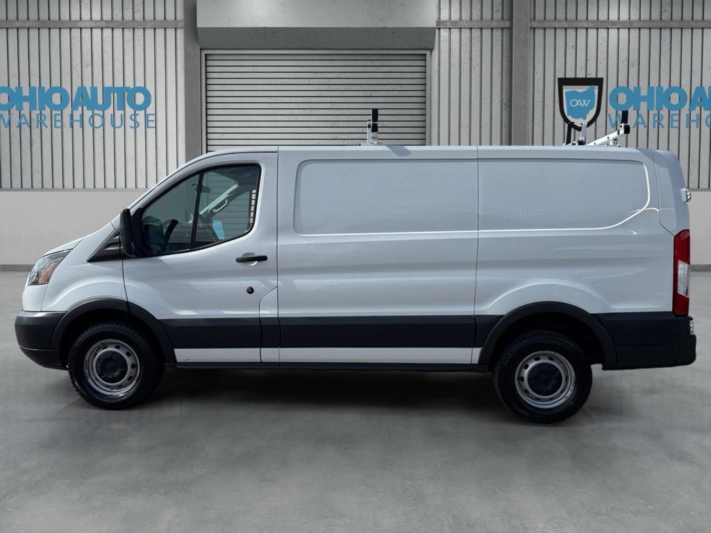 Used 2015 Ford Transit 250 130 Low Roof RWD image 4