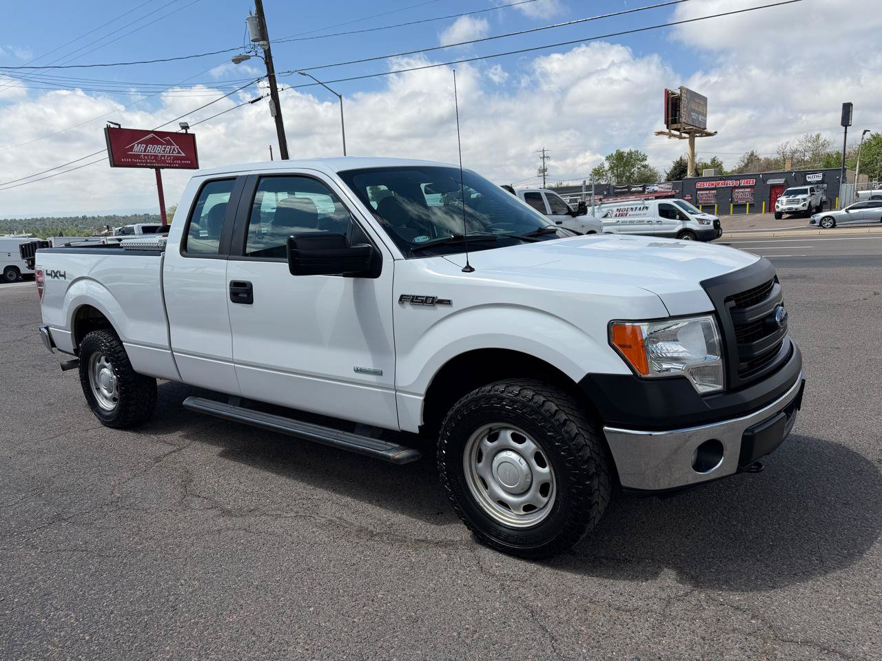 Used 2014 Ford F150 XL w/ Equipment Group 101A Mid AWD/4WD image 2