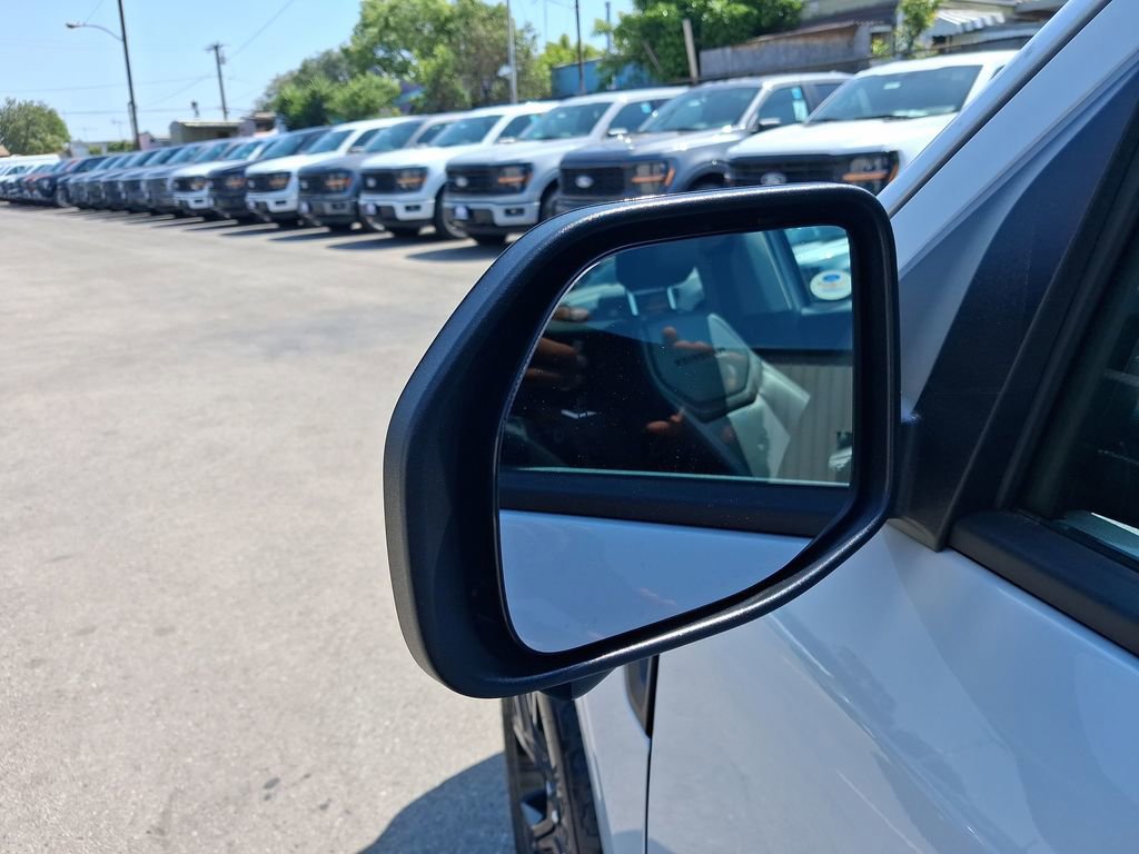 Used 2026 Ford Maverick Lariat w/ Black Appearance Package image 38