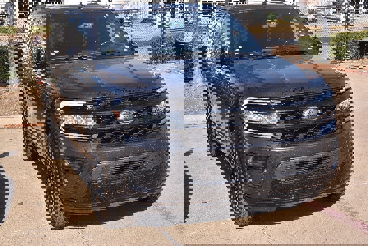 Used 2023 Ford Expedition Limited image 4