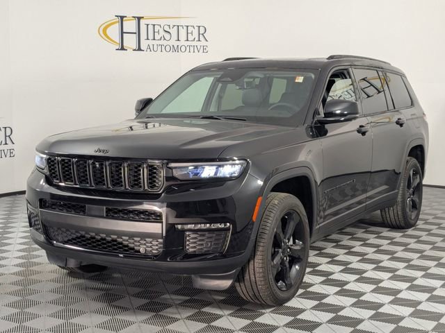 Used 2023 Jeep Grand Cherokee L Limited w/ Luxury Tech Group II image 4