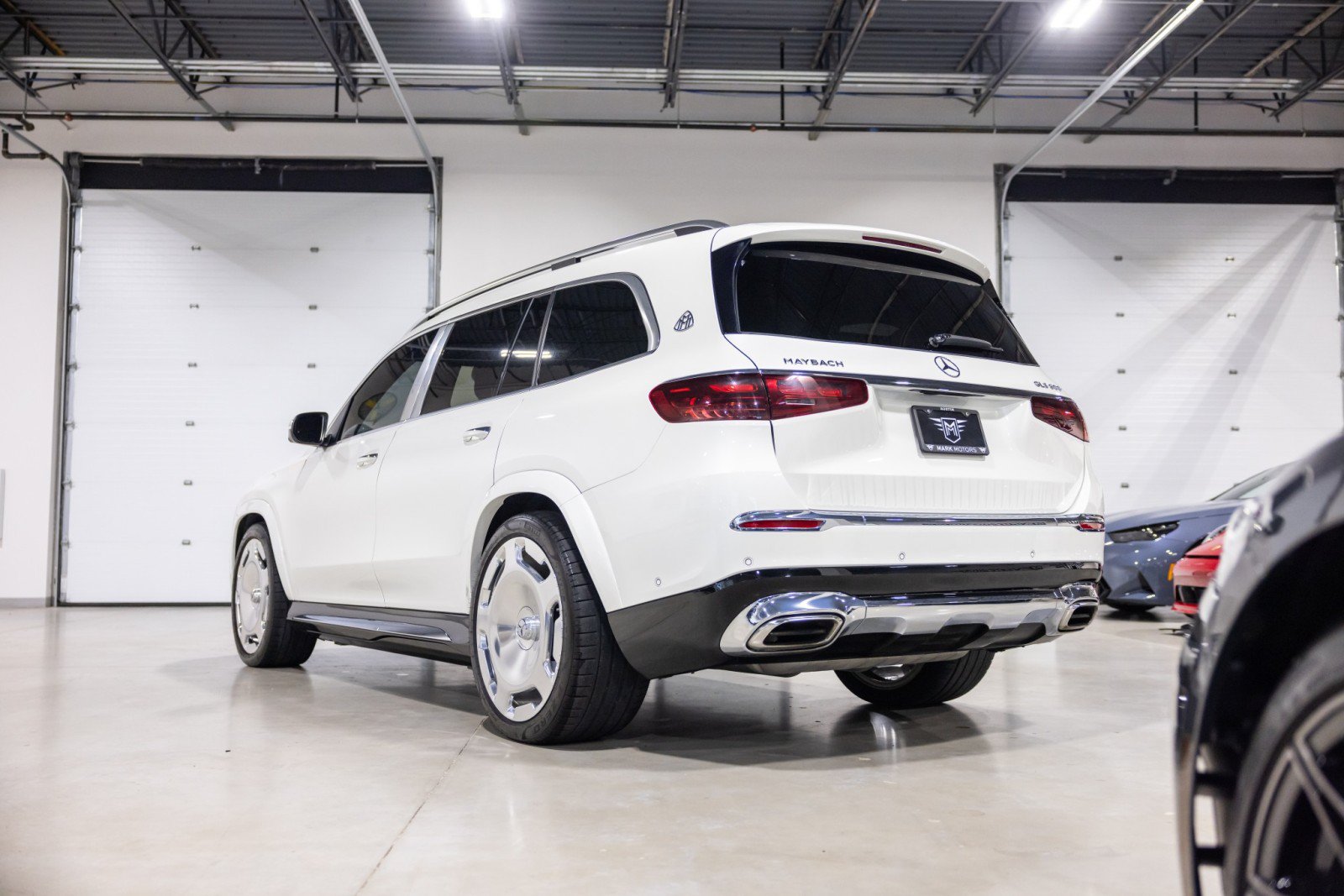 Used 2024 Mercedes-Benz Maybach GLS 600 4MATIC image 6