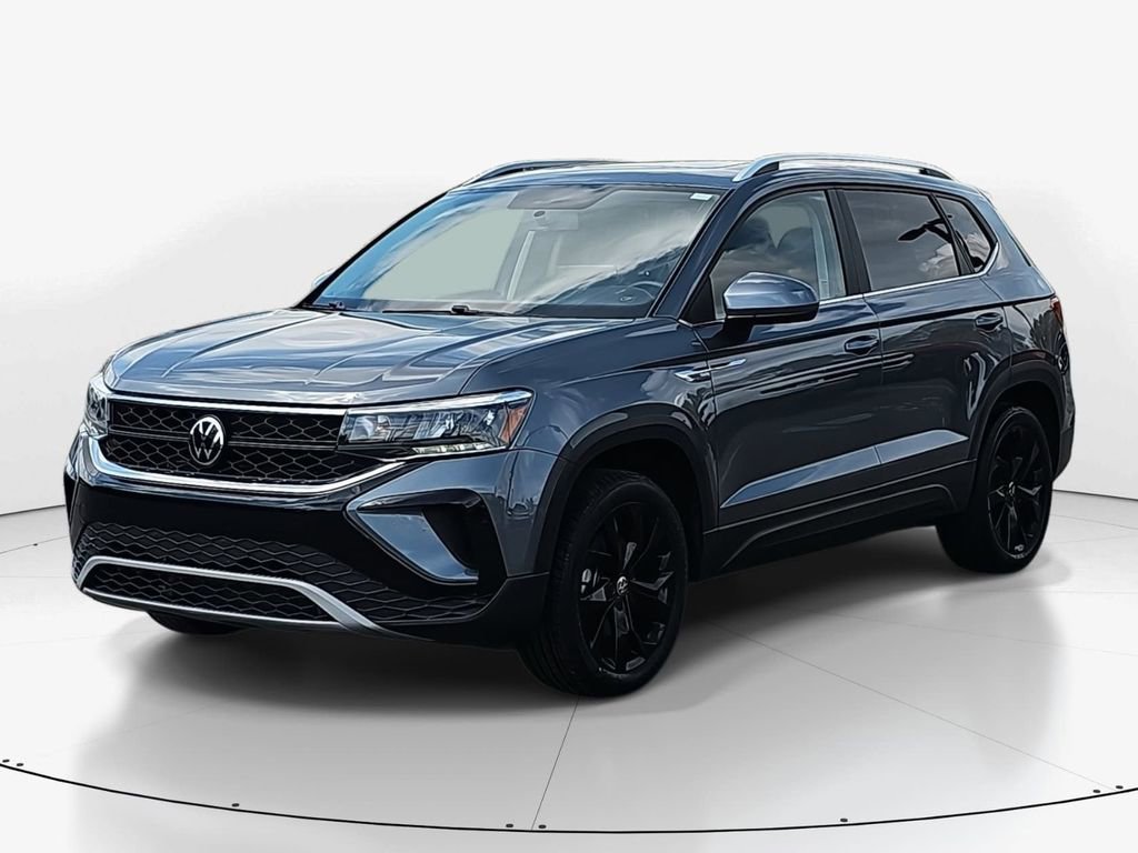 Used 2022 Volkswagen Taos SE w/ Panoramic Sunroof Package image 10