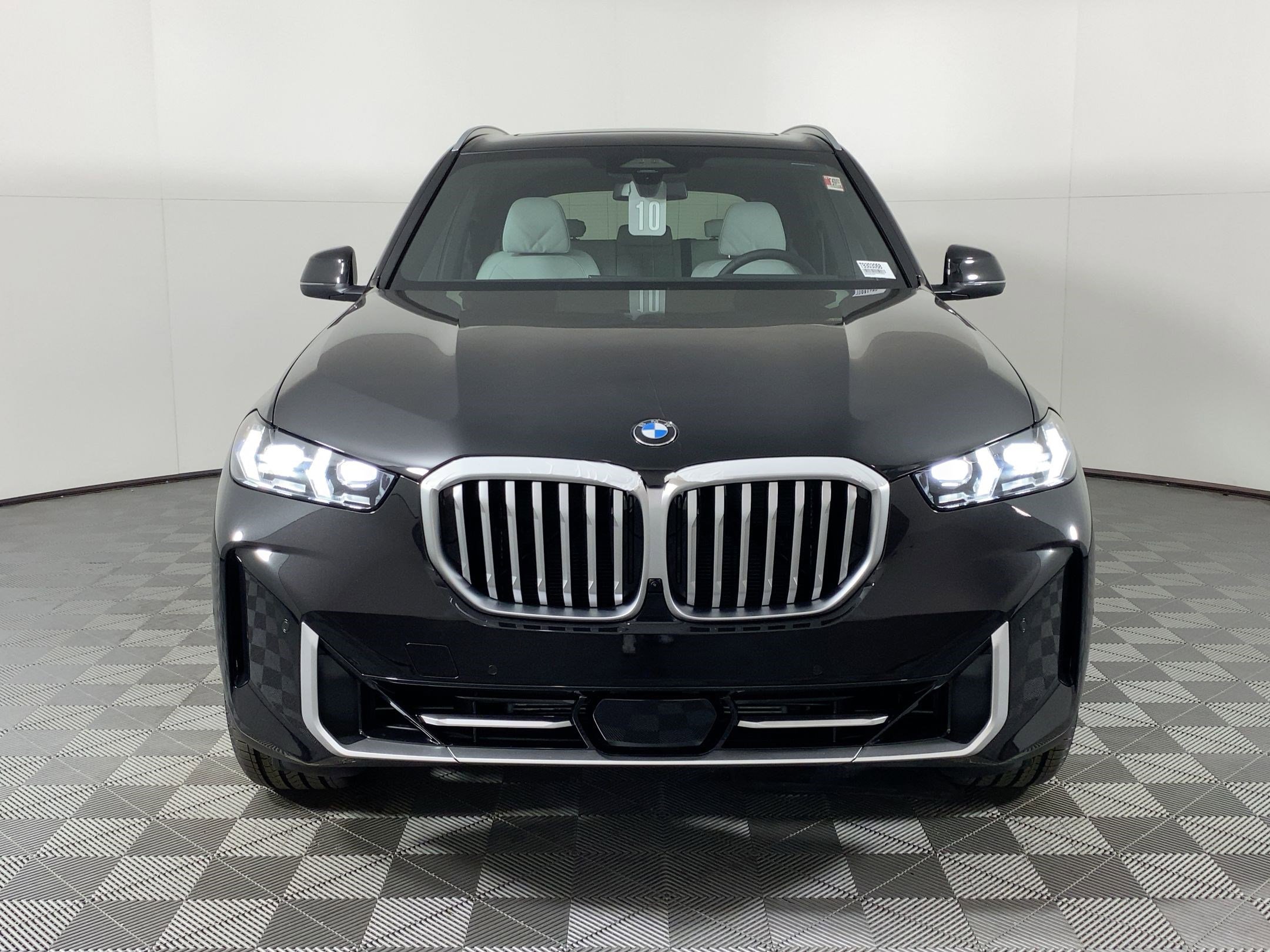 Used 2026 BMW X5 xDrive40i w/ Climate Comfort Package image 5
