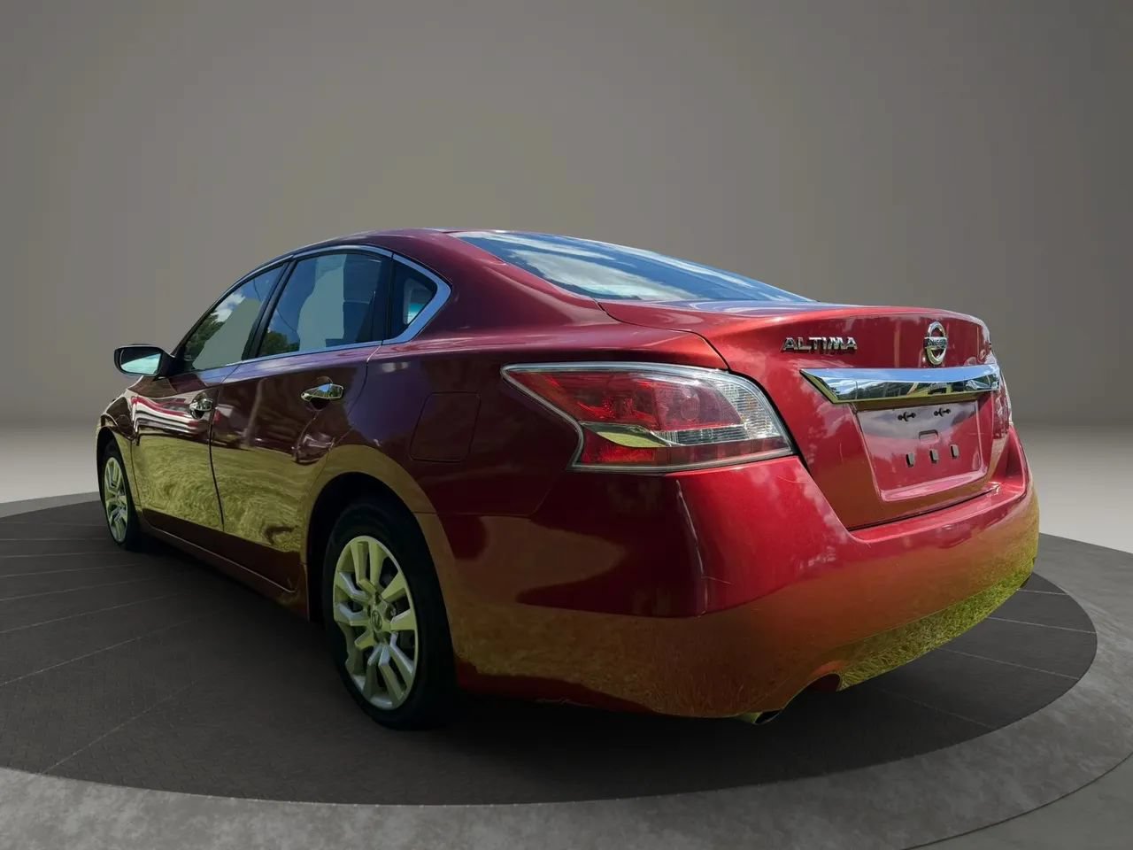 Used 2015 Nissan Altima 2.5 S w/ Power Driver Seat Package FWD image 3
