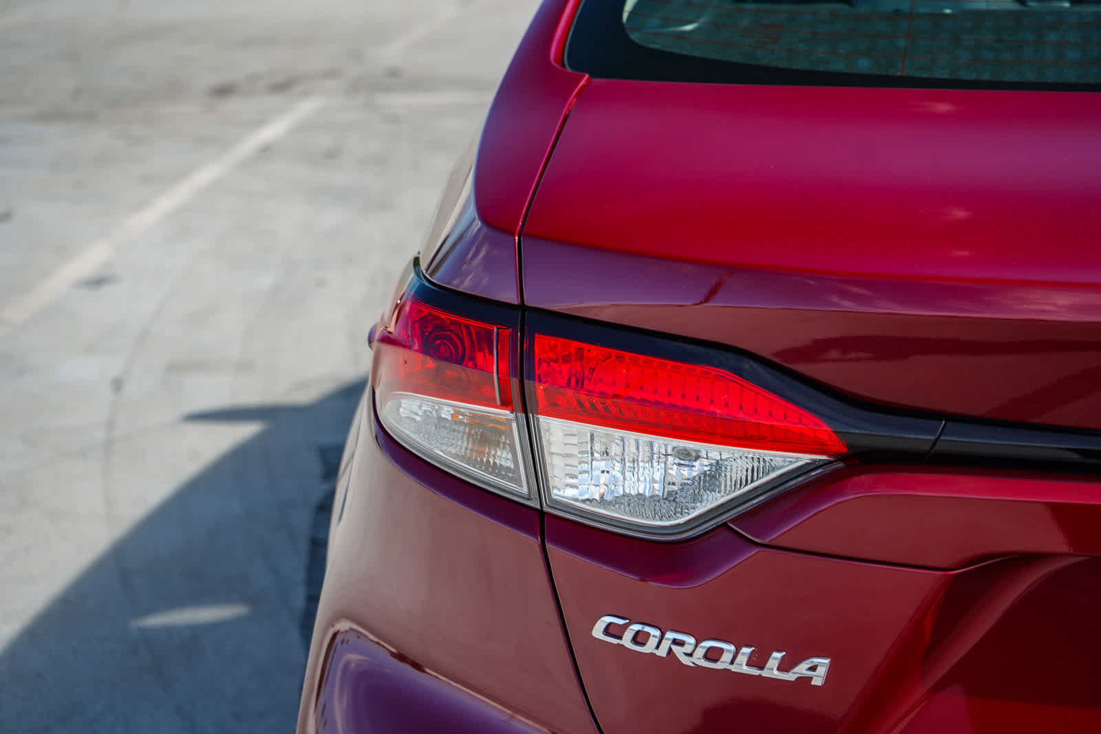 Certified 2025 Toyota Corolla LE FWD image 9
