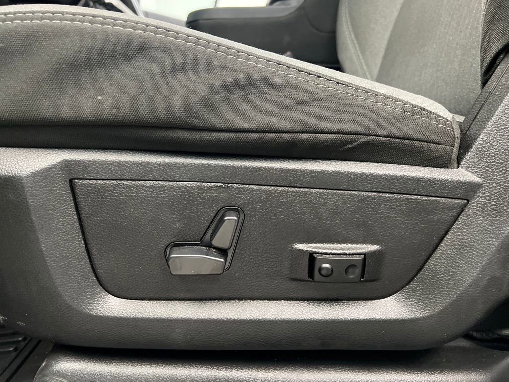 Used 2024 RAM 2500 Big Horn image 10