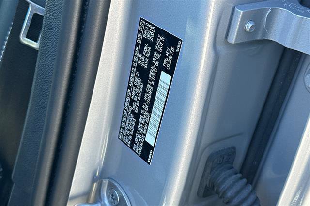 Certified 2024 Volvo XC40 Recharge Ultimate w/ Protection Package Premier image 34