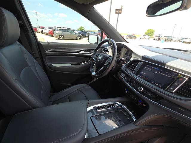 Used 2022 Buick Enclave Essence w/ Sport Touring Edition FWD image 15