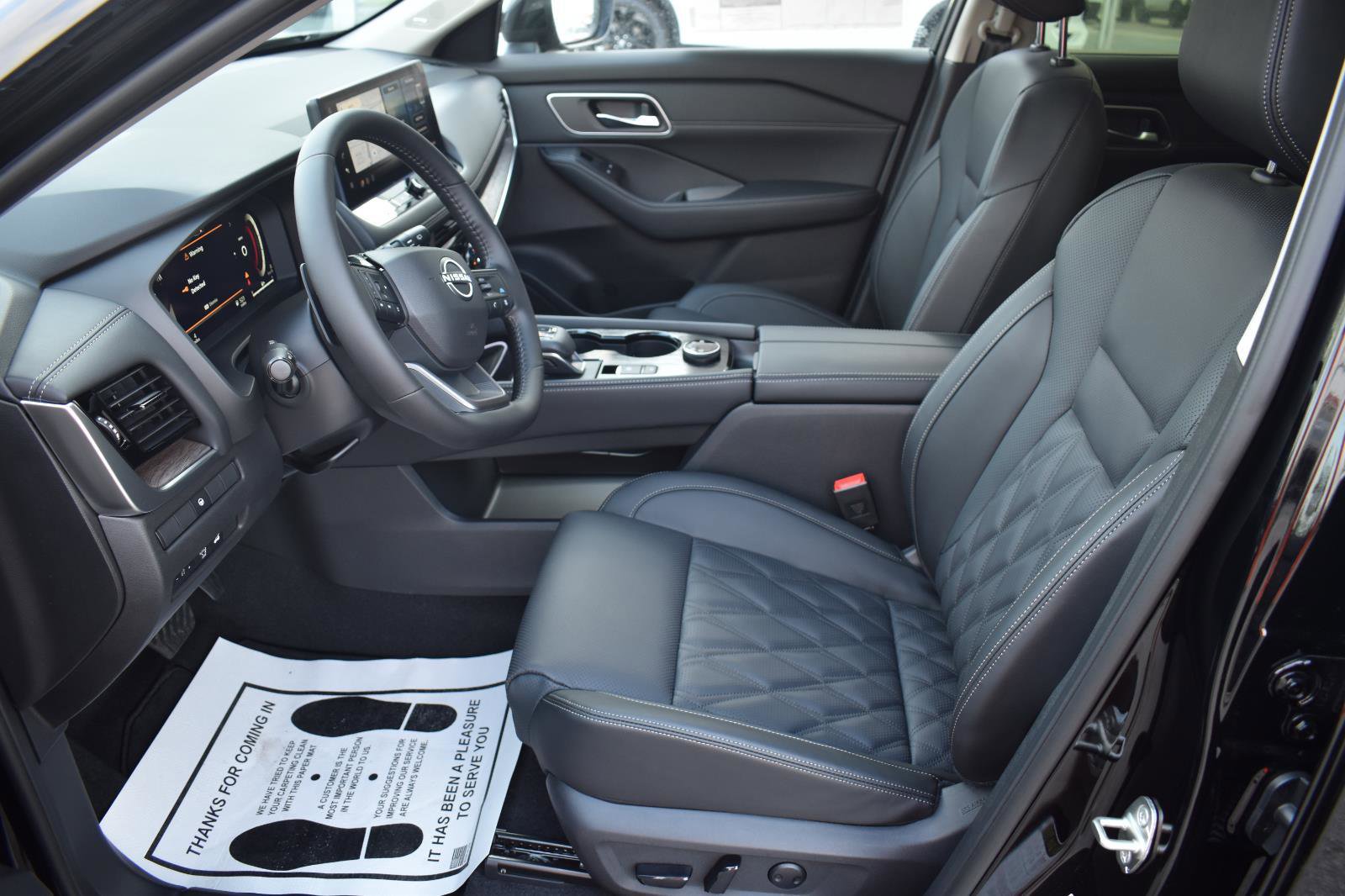 New 2026 Nissan Rogue Platinum AWD/4WD image 25