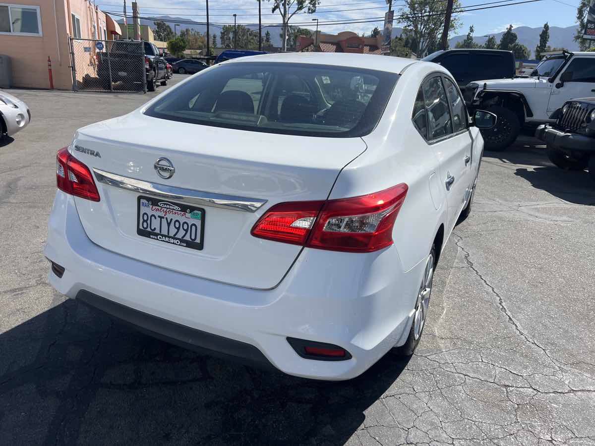 Used 2017 Nissan Sentra S FWD image 5