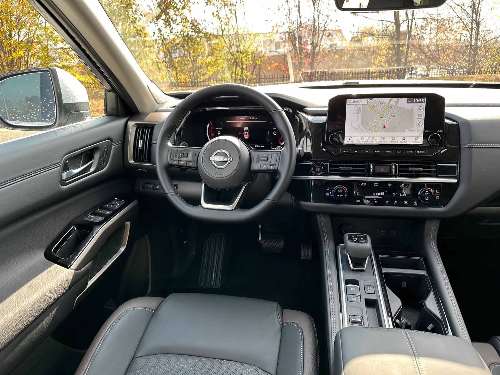 New 2025 Nissan Pathfinder Platinum image 24