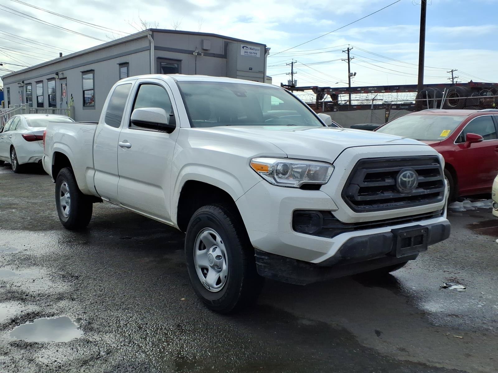 Used 2021 Toyota Tacoma SR RWD image 1