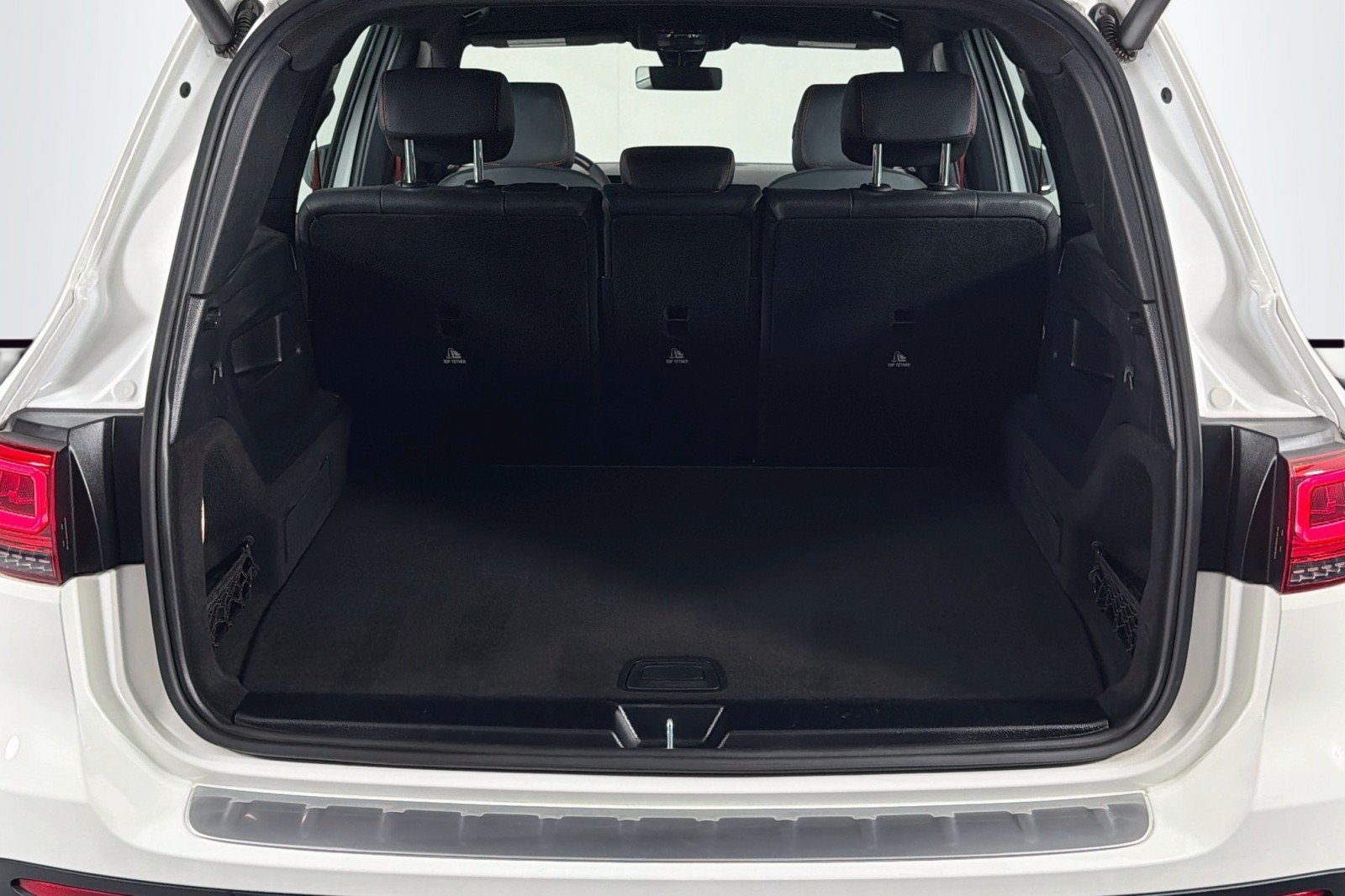 Used 2023 Mercedes-Benz GLB 35 AMG 4MATIC image 22