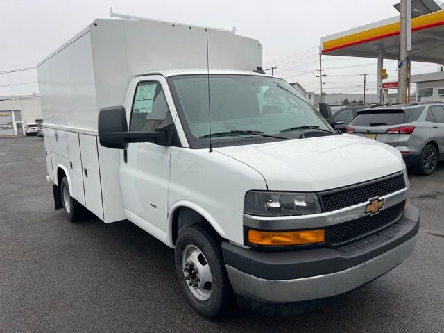 New 2026 Chevrolet Express 3500 w/ Power Convenience Package RWD image 1