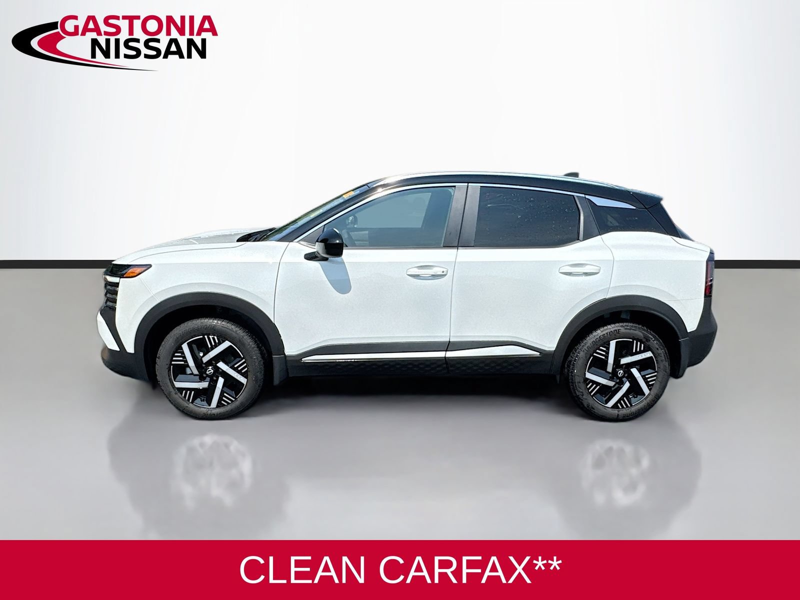 Used 2026 Nissan Kicks SV FWD image 5
