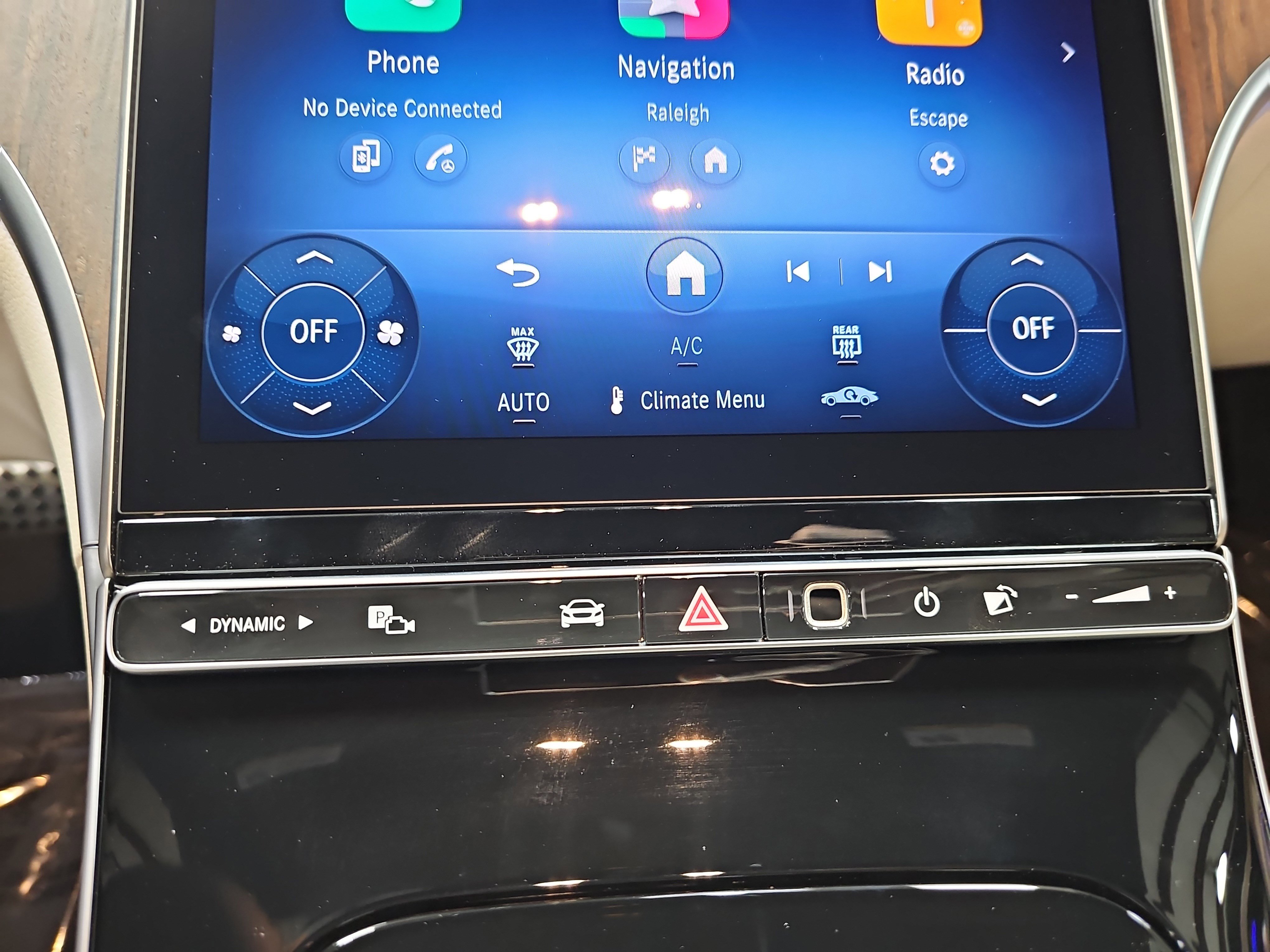 New 2026 Mercedes-Benz CLE 450 4MATIC Cabriolet image 23