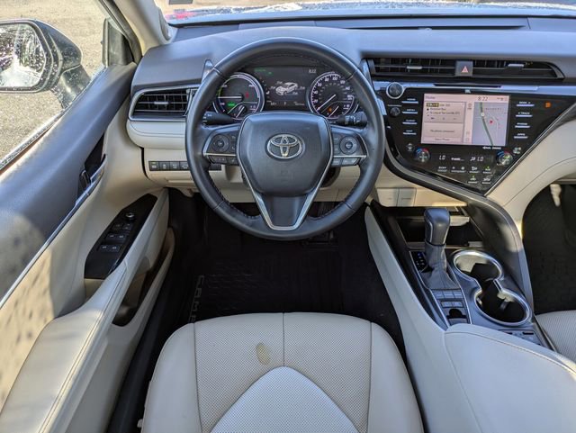 Used 2020 Toyota Camry XLE image 14