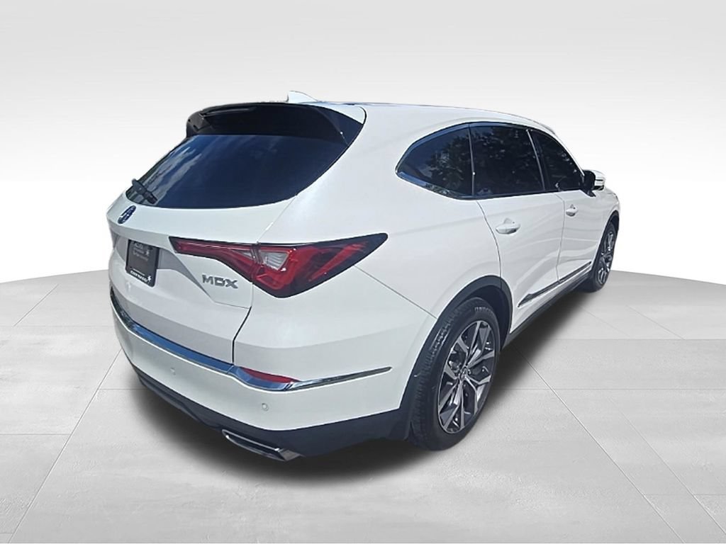 Used 2024 Acura MDX w/ Technology Package FWD image 5