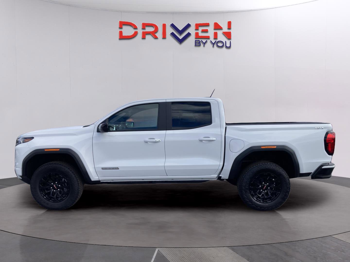 New 2026 GMC Canyon Elevation w/ Convenience Package image 2