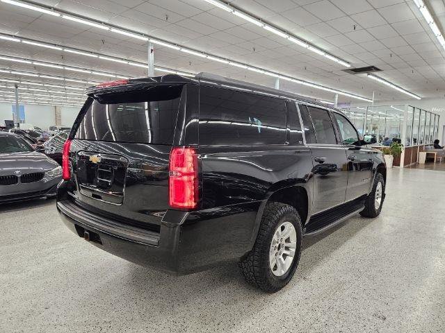 Used 2018 Chevrolet Suburban LT AWD/4WD image 7