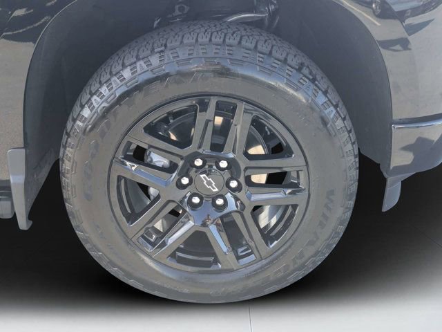 Used 2025 Chevrolet Silverado 1500 High Country w/ Midnight Edition AWD/4WD image 10