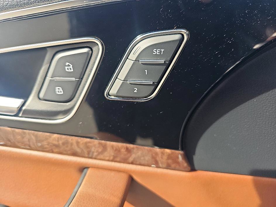 Used 2018 Audi Q7 3.0T Prestige image 12