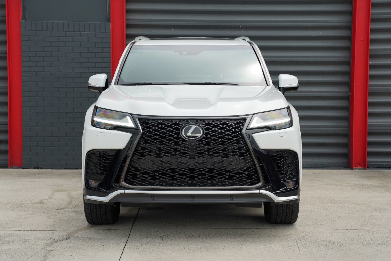 Used 2023 Lexus LX 600 F Sport w/ Accessory Package (Z1) AWD/4WD image 2
