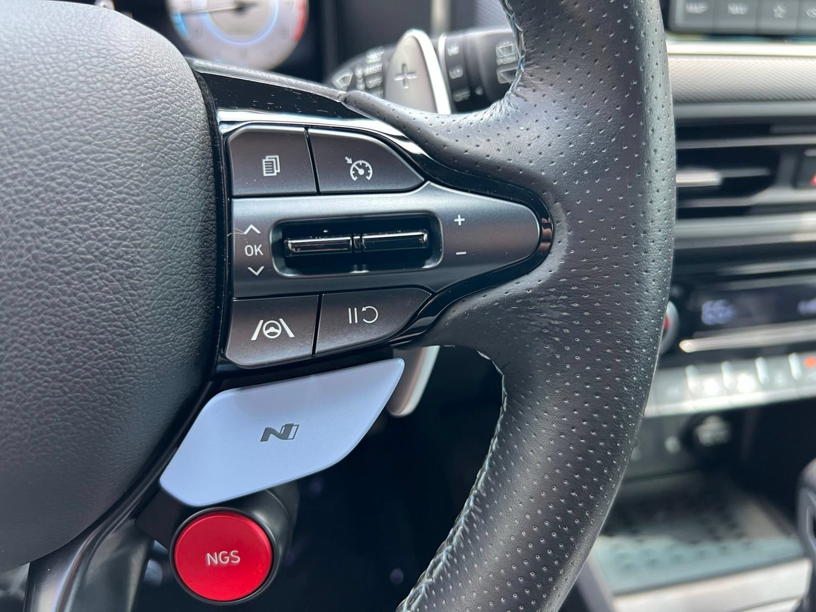 Used 2023 Hyundai Kona N FWD image 32