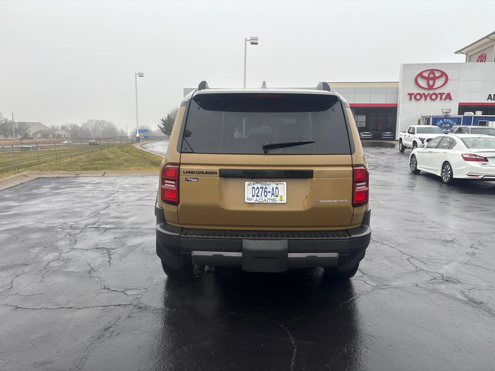 Used 2025 Toyota Land Cruiser image 7