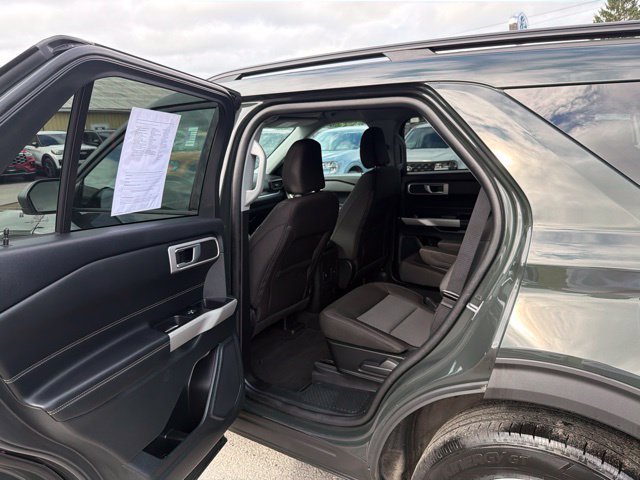 Used 2023 Ford Explorer XLT AWD/4WD image 42