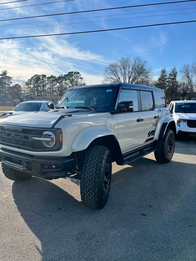New 2025 Ford Bronco Raptor image 3