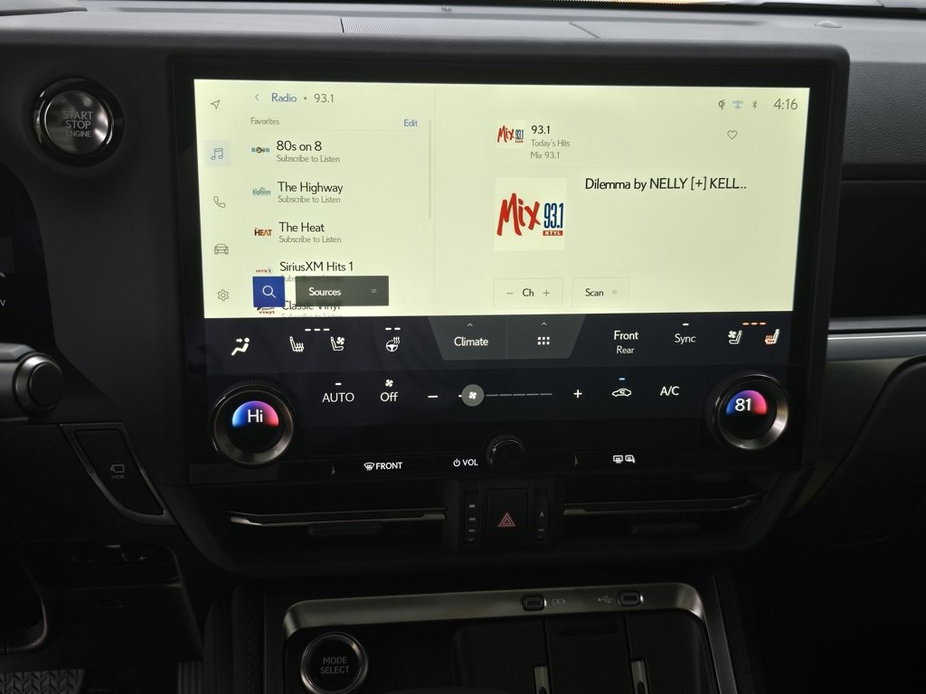 Used 2025 Lexus GX 550 w/ Accessory Package (Z1) image 28