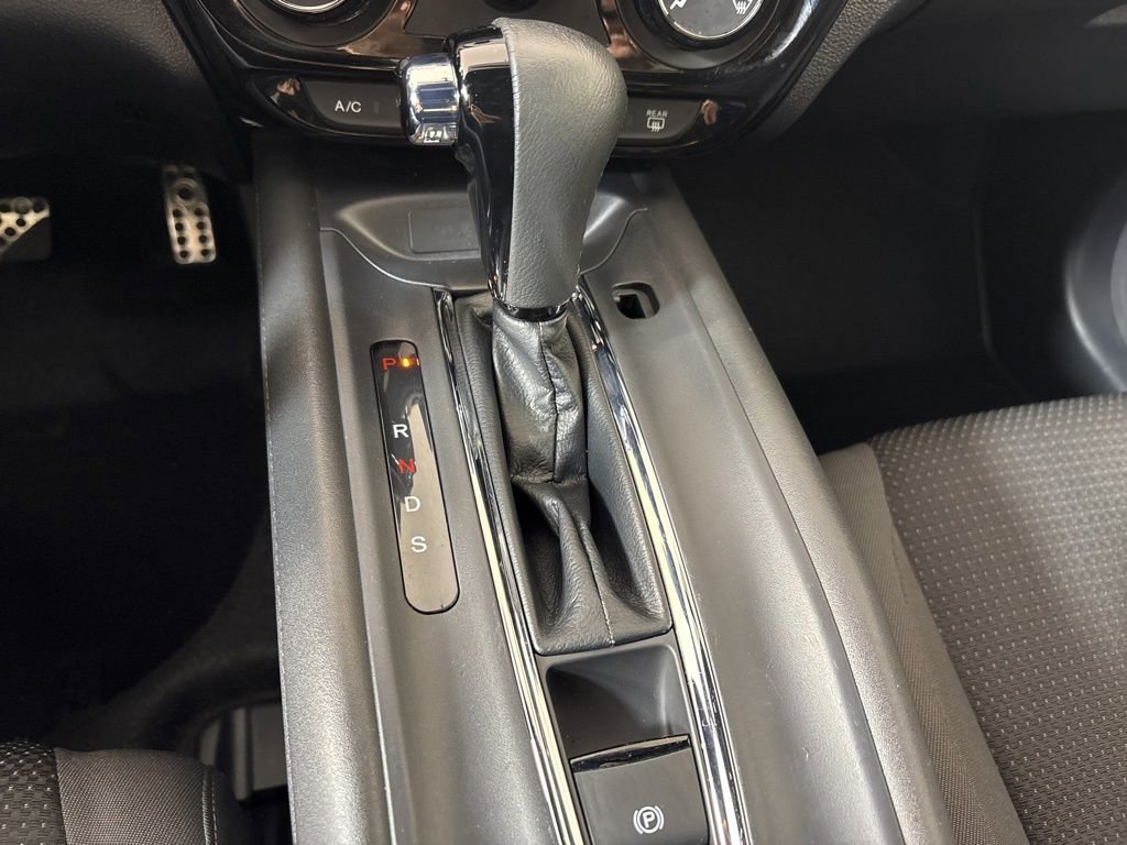 Used 2021 Honda HR-V Sport image 24