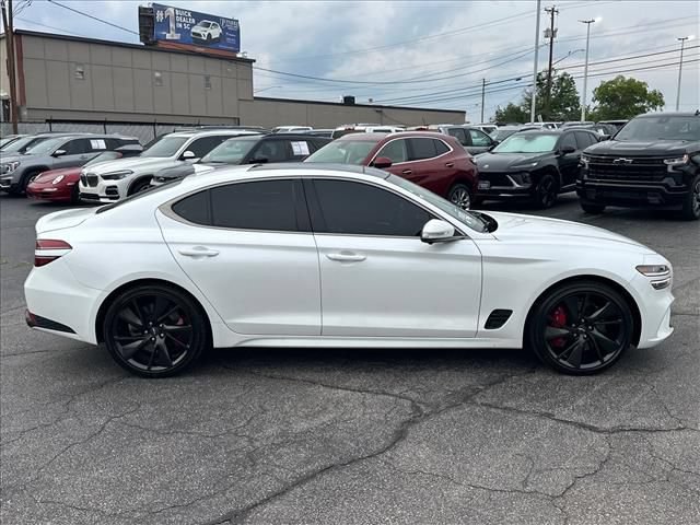 Used 2023 Genesis G70 3.3T image 12