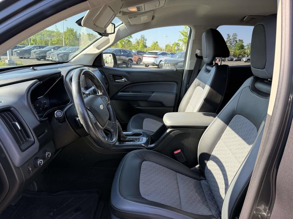 Used 2016 Chevrolet Colorado Z71 AWD/4WD image 13