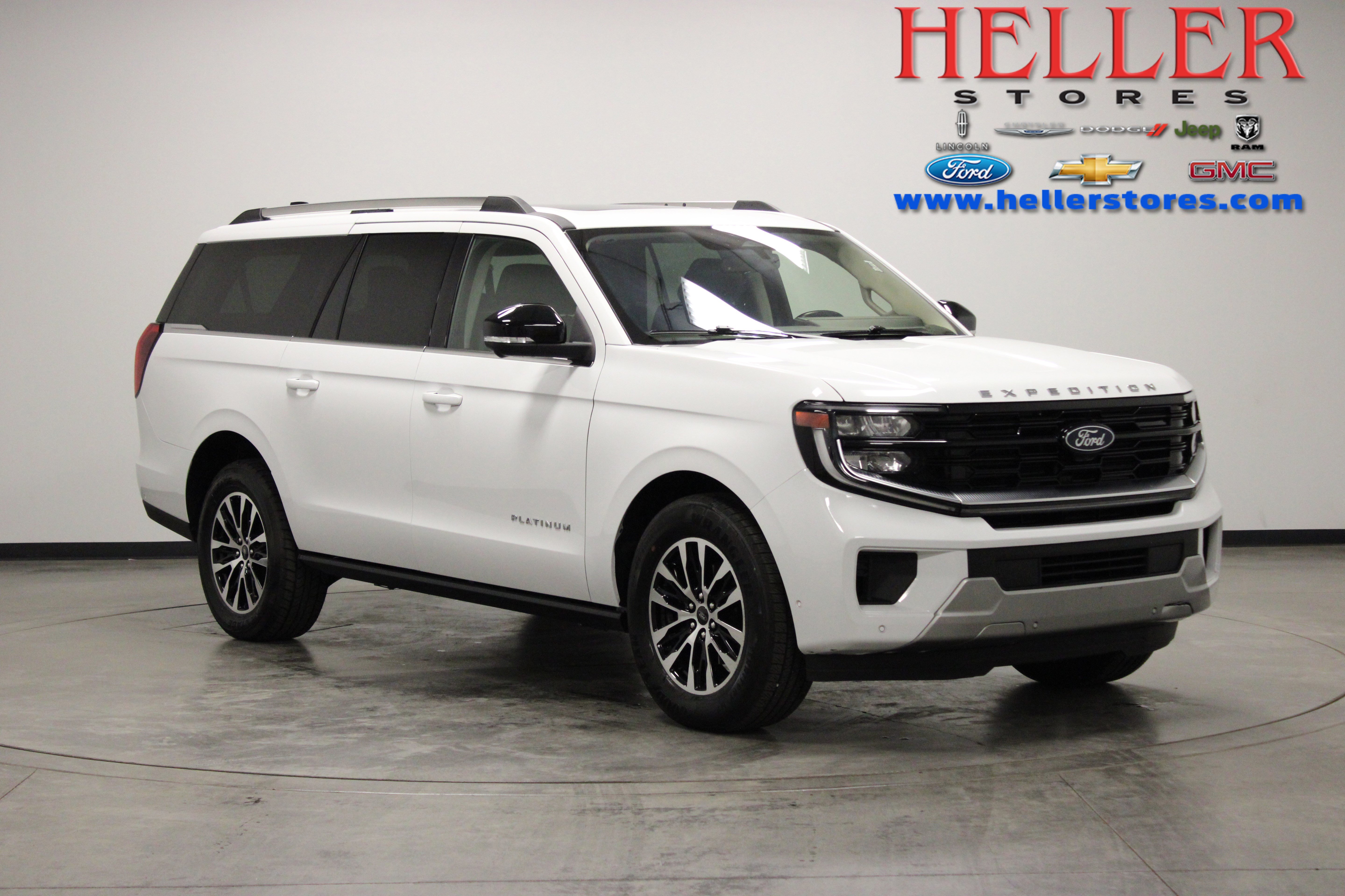 Used 2025 Ford Expedition Max Platinum AWD/4WD image 1